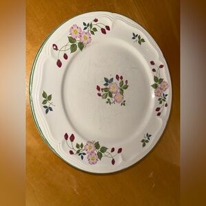 Vintage Floral Patterned Dinner Plate by fashion house set of two plates .10x10